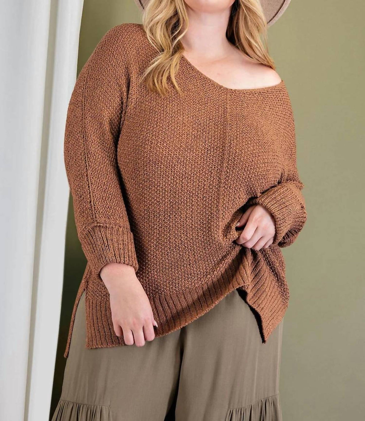 Ee:Some - Vivianne Curvy Knit Sweater