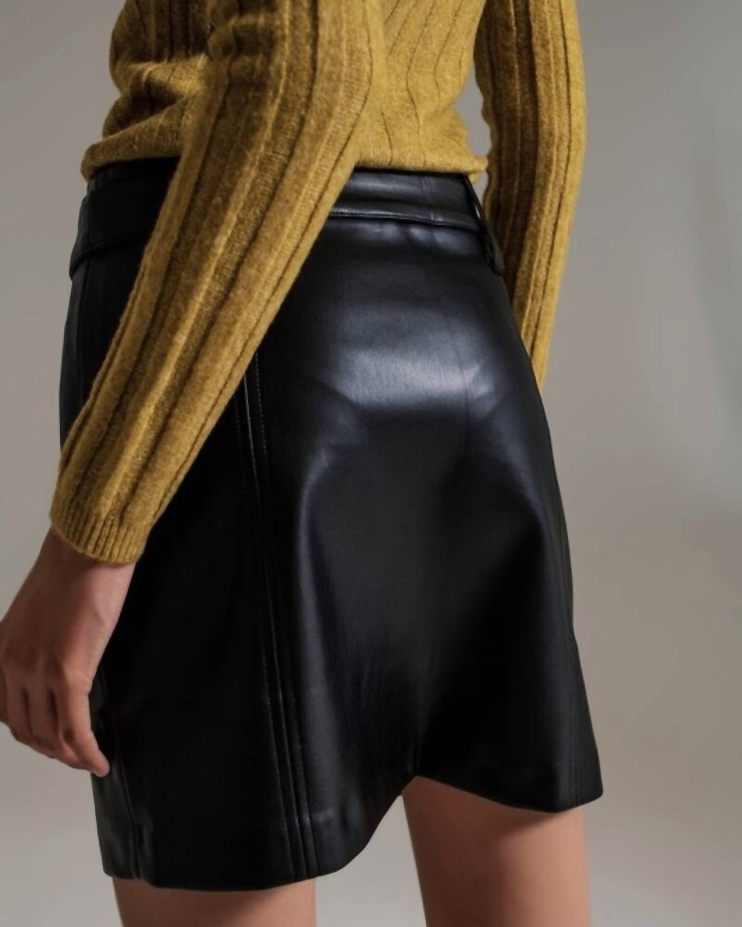 Q2 - Straight Faux Mini Skirt w/ belt