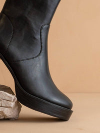 Oasis Society - Women's Alexandra Platform Ankle Boots