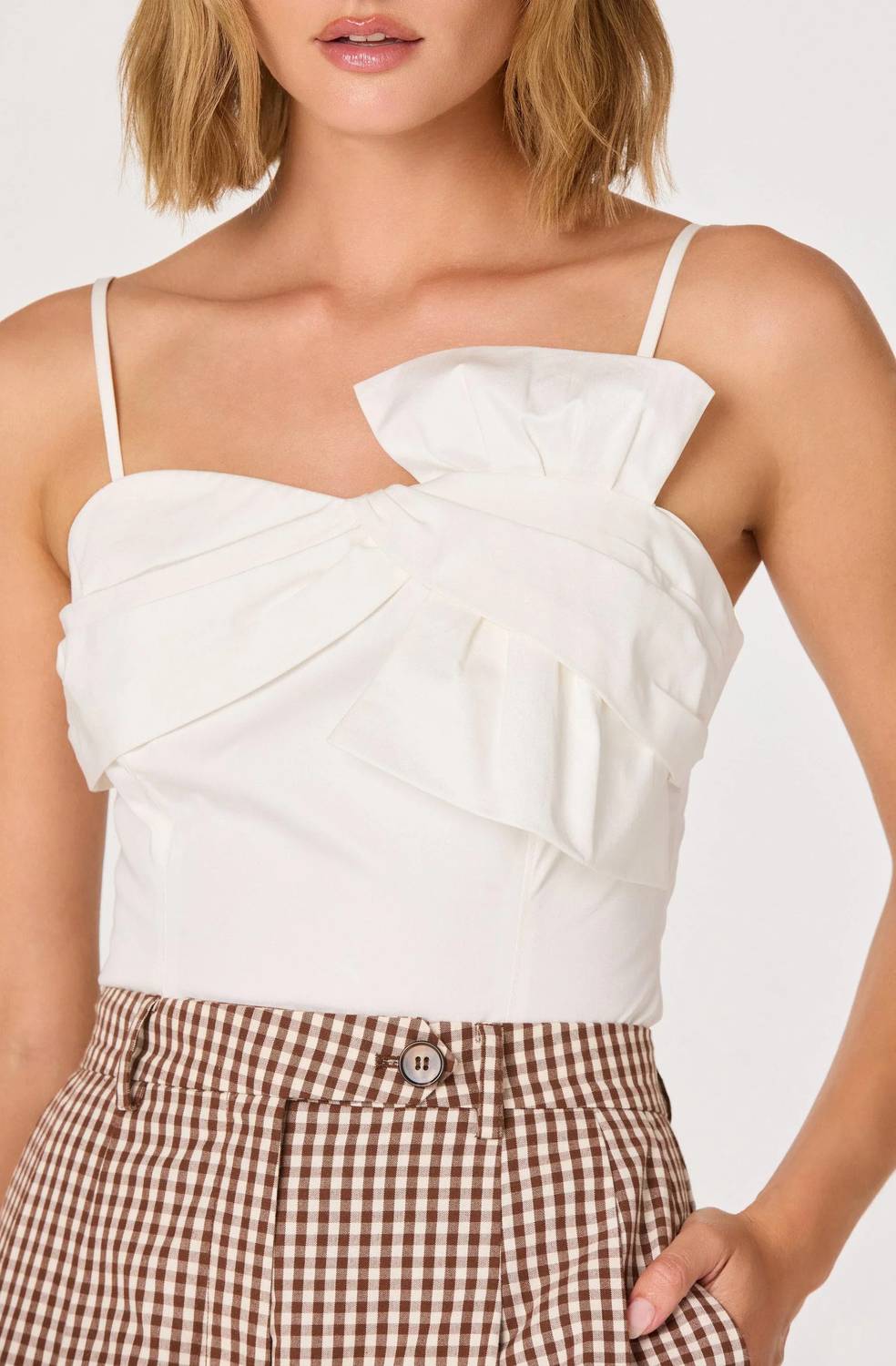 Astr - Nakia Bow Crop Top
