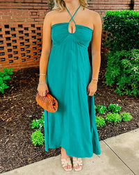 Self Contrast - Katya U-shape Halter Maxi Dress