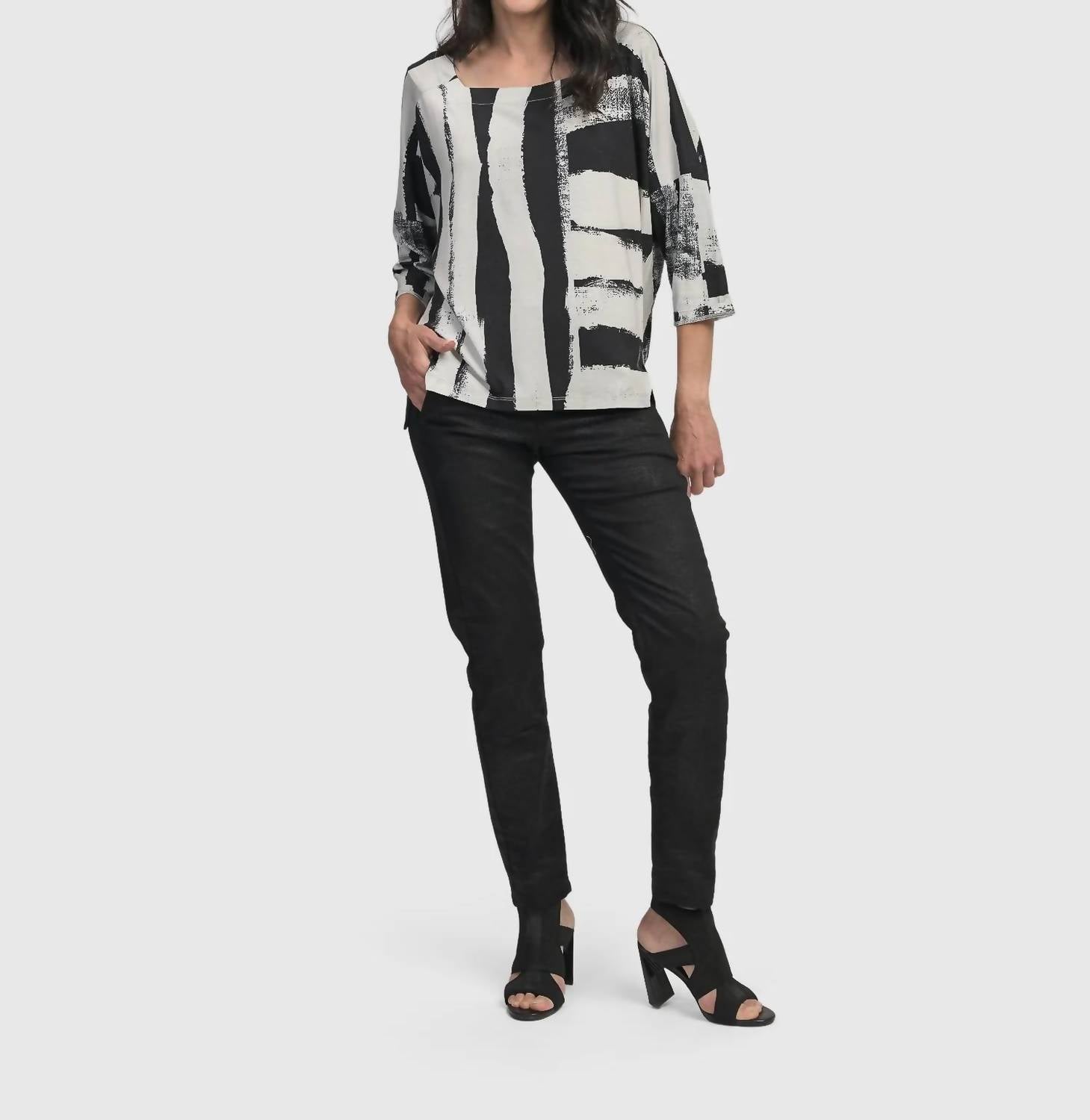 Alembika - Charisma, Cutaway Boxy Top