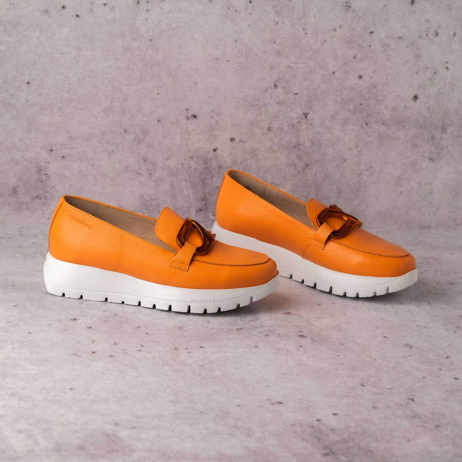 Wonders - Women's Wild Apricot Loafers