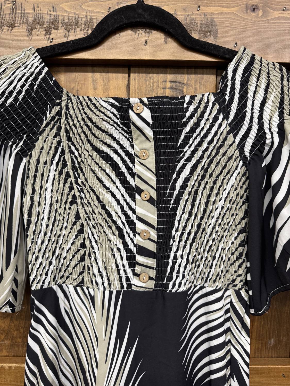 Coco + Carmen - Women's Palm Print Maxi Dress