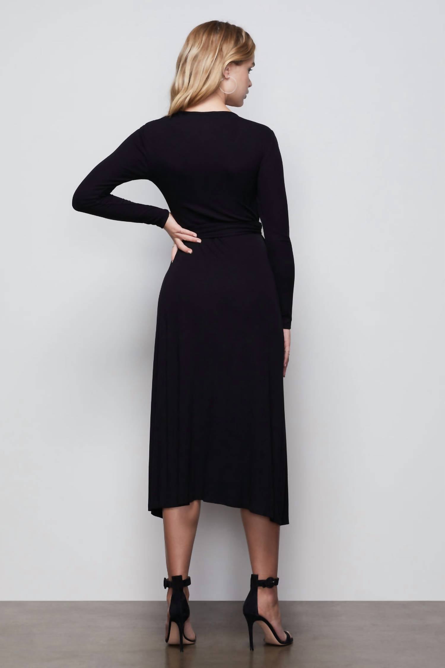 GOOD AMERICAN Daynight Dress in black - women's dress - alternate view
