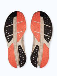 On - Women's Cloudsurfer Max Running Shoes