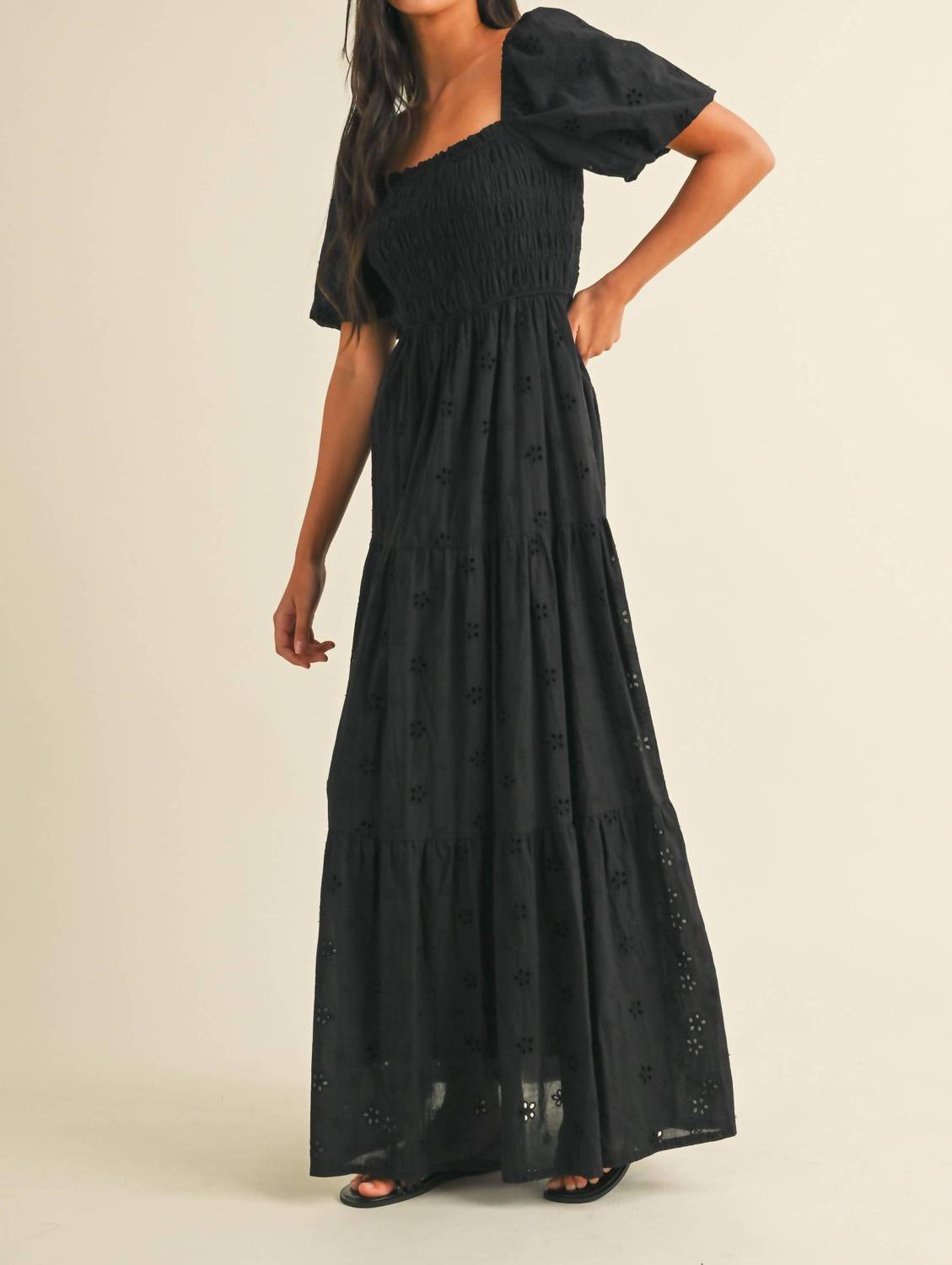 Klesis - Eyelet Puff Sleeves Midi Dress With Smocking