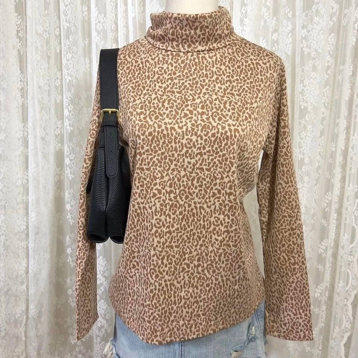 Tyler Boe - Women's Knit Long Sleeve Tunic