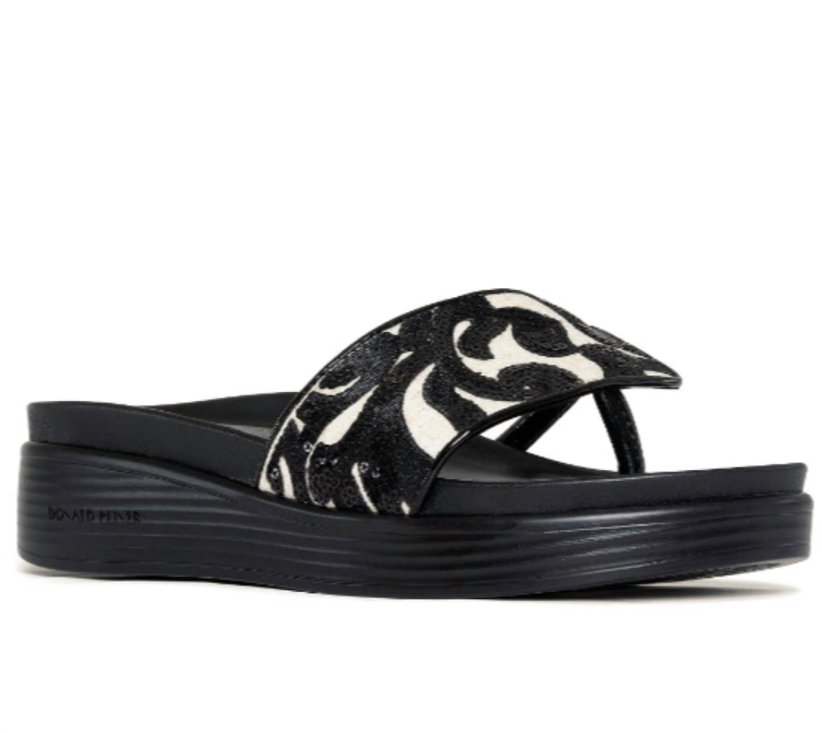 Donald Pliner - Fifi Sandal
