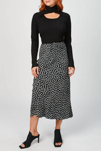 LOOP LAYERED KNIT TOP
