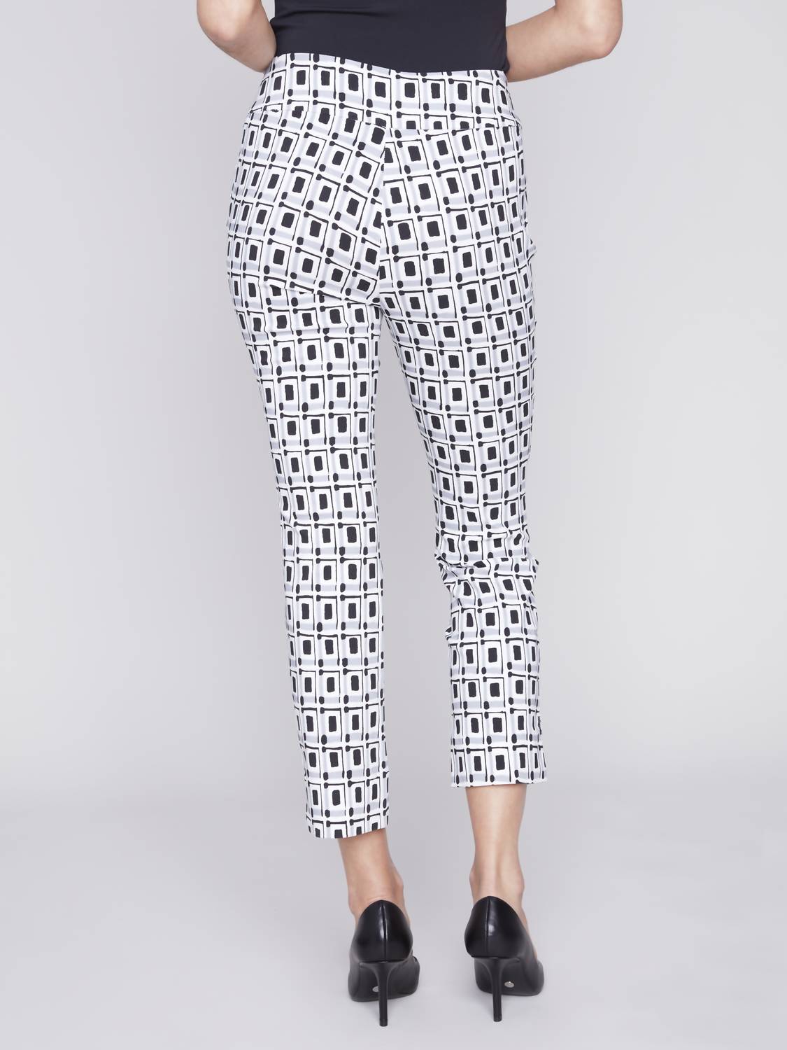 Charlie B - Pull-on Cropped Checkered Capri Pants