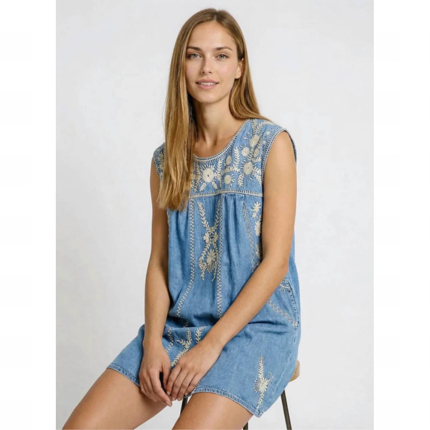 Maison Hotel - Arizona Sylvie Short Denim Dress