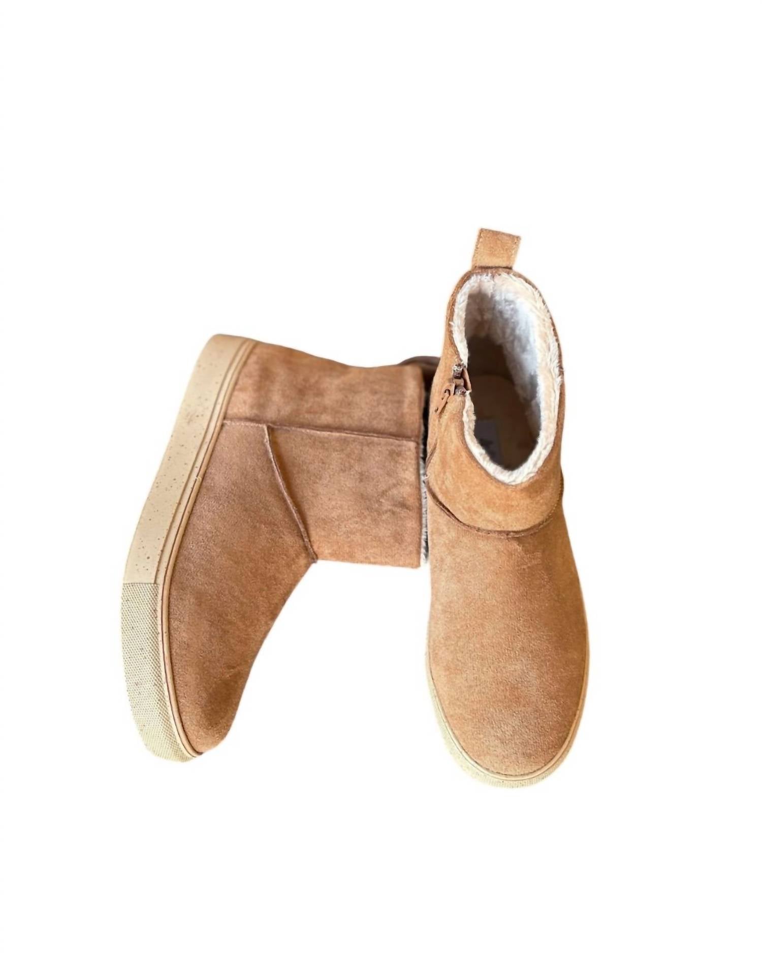 Very G - Women's Fuzzy Boots