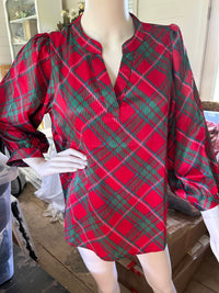 Mary Square - Tamryn Top