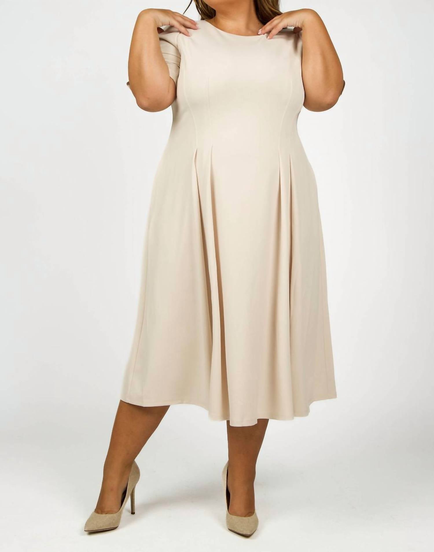 Maggy London - Scuba Midi Dress