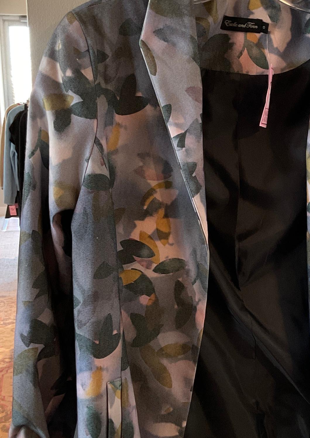 Estelle And Finn - Women's Floral Blazer
