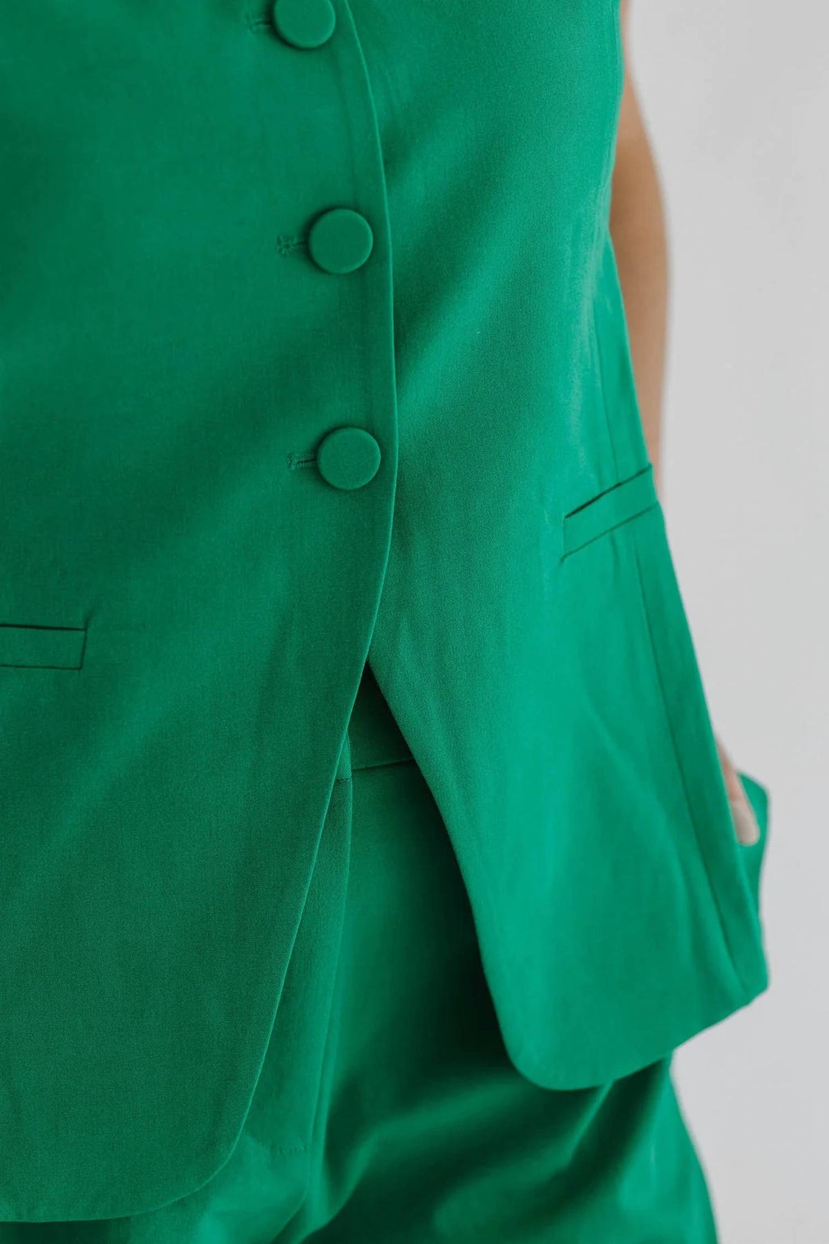 Skies Are Blue - Tailored Button-down Sleeveless Vest