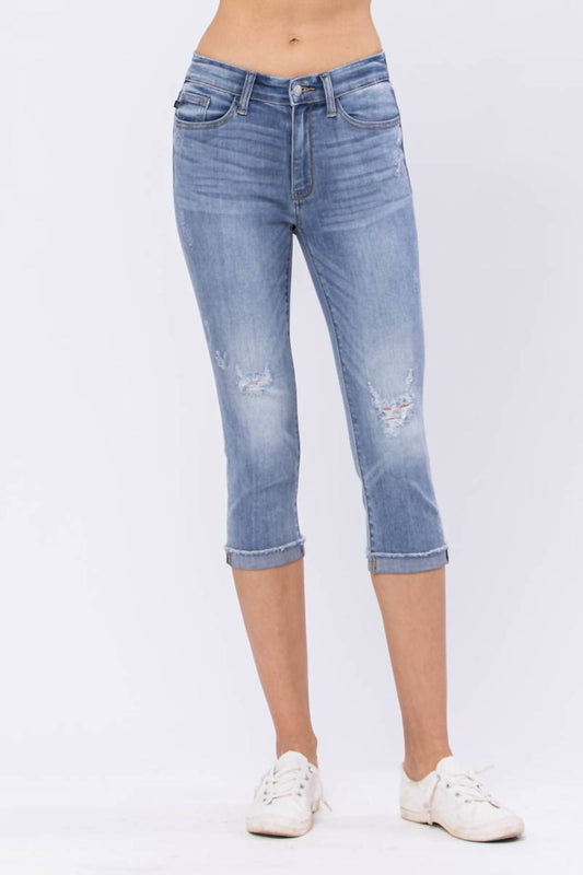 Judy Blue - Mid Rise Lite Wash Destroyed Skinny Fit Capri