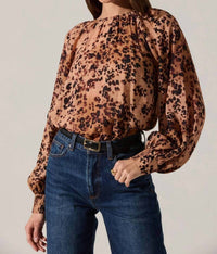 Astr - Reyen Balloon Sleeve Top