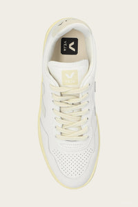 Veja - Unisex V-90 OT Leather Sneaker