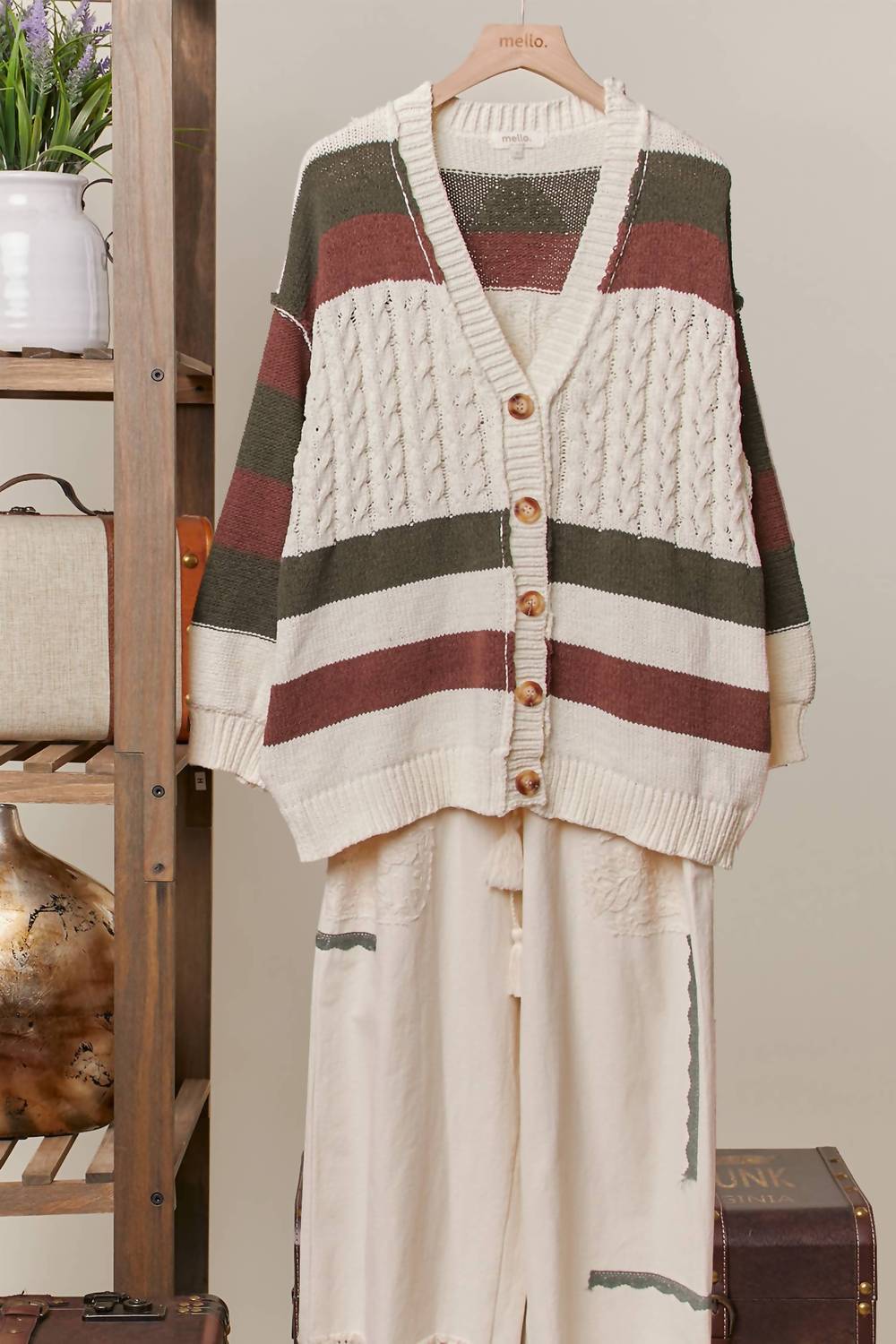 Mello - Women's Color Block V Neck Knit Cardigan With Patch Detail