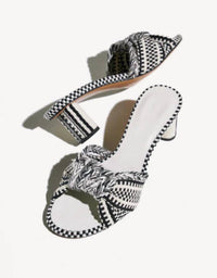 Amambaih - Women's Jimena Mules Sandals
