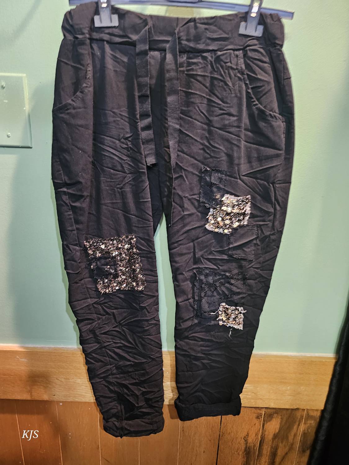 Made In Italy - Women's Embroidered Italian Crinkle Joggers