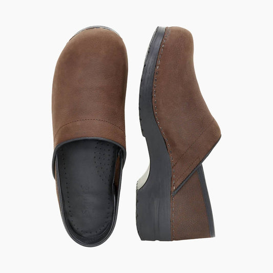 Sanita - Women's Professional Smooth Oiled Clogs