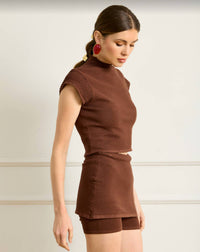 Line And Dot - Grove Top
