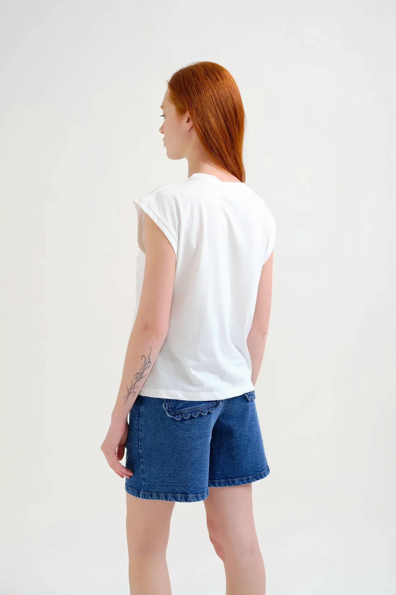 Compania Fantastica - Macaw Graphic T-Shirt