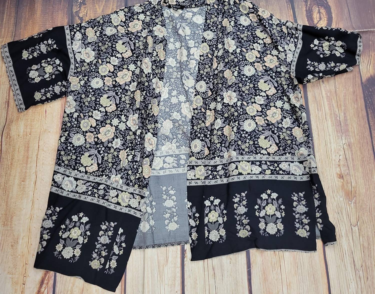 Papillon Women's Floral Print Coverup - women's swimwear