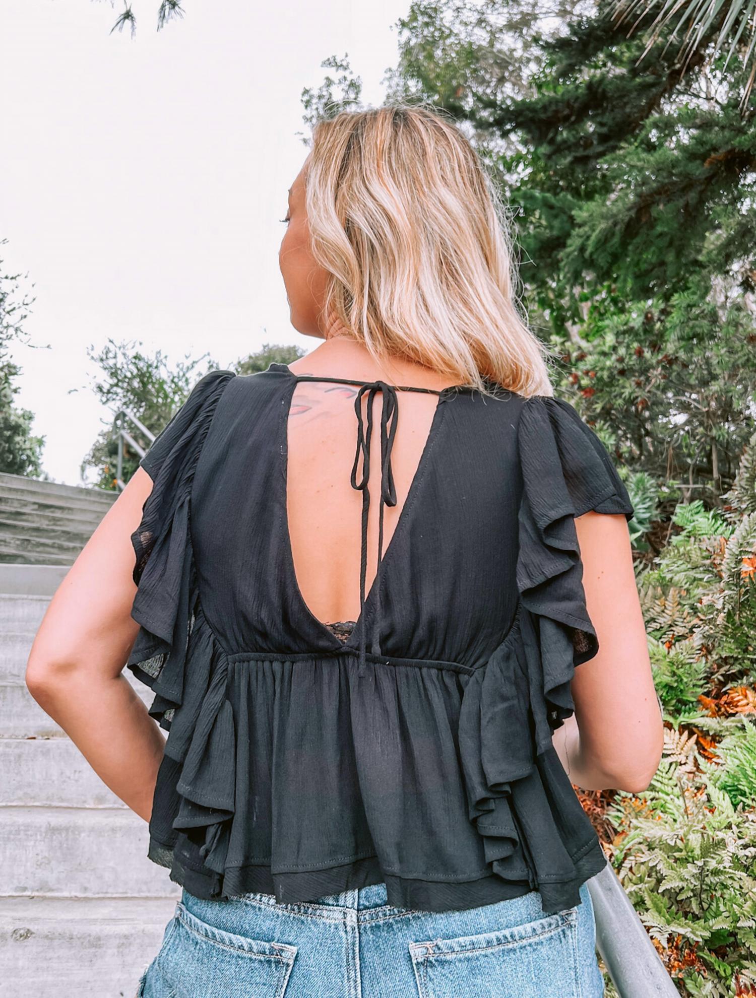 Newbury Kustom - Ruffle Crop Top V-neck Short Sleeve Top