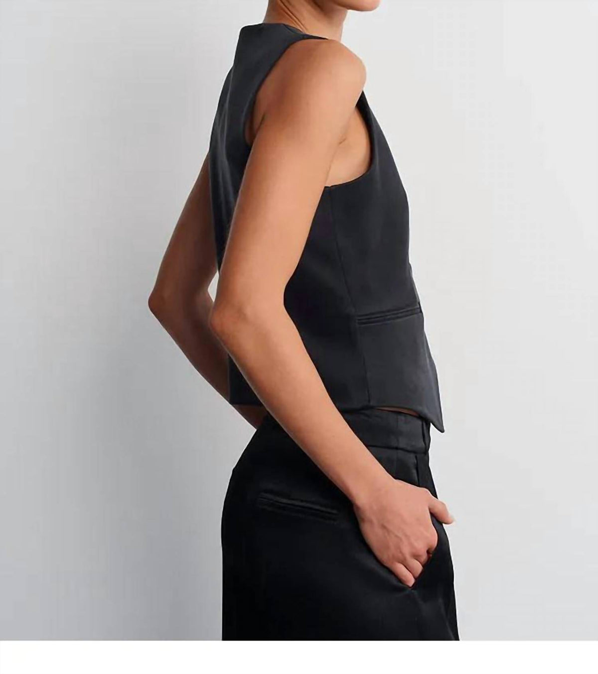 Acaria Studio - Night Sleeveless Vest