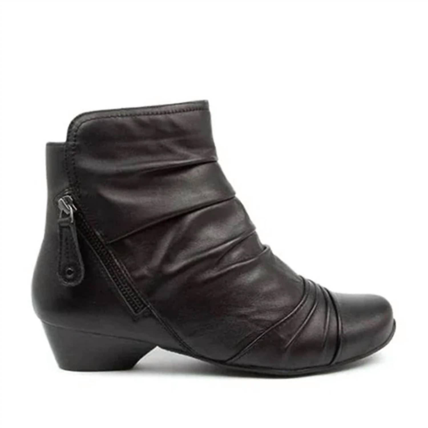 Ziera Women's Camryn Boots in black leather - women's shoe
