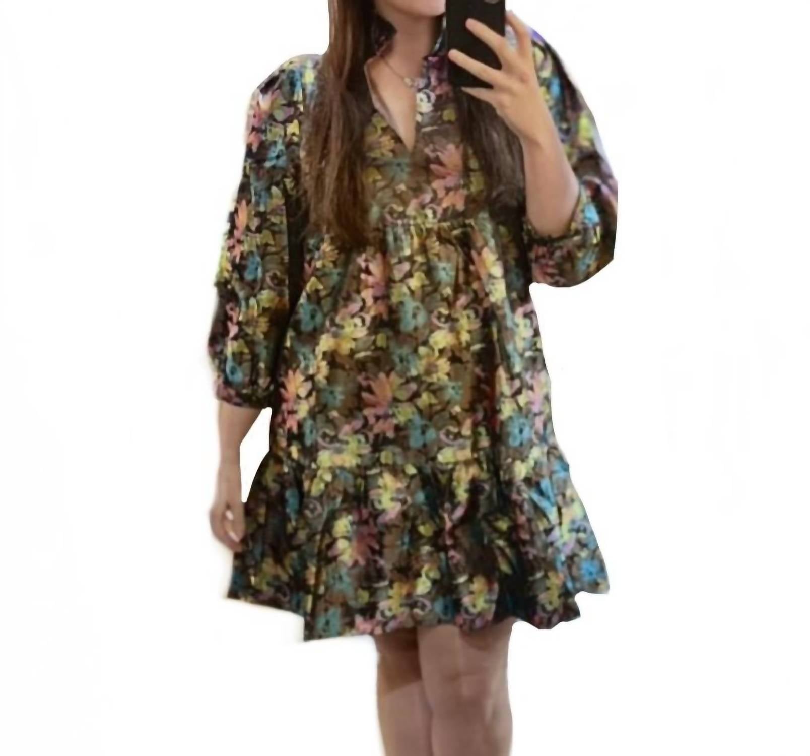 Jade - Loose-Fitting Mini Dress