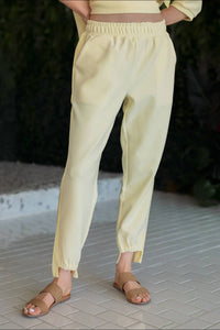 Joh - Katie Pant