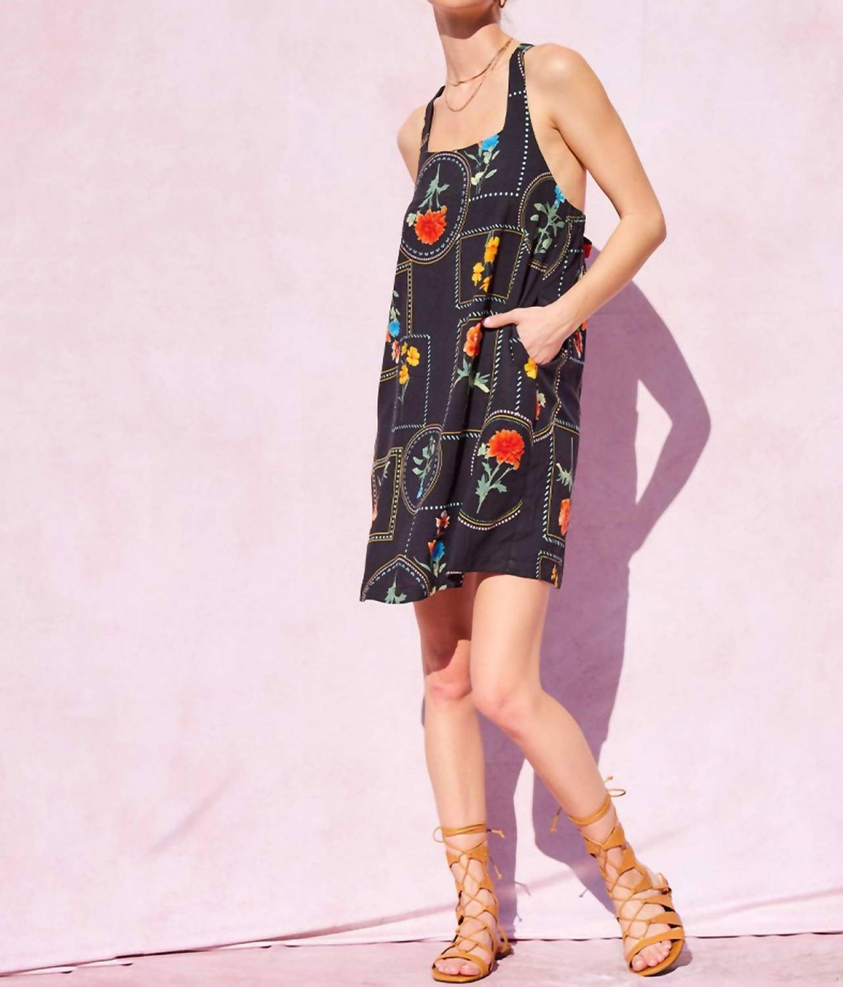Illa Illa - Floral Tie Strap Dress