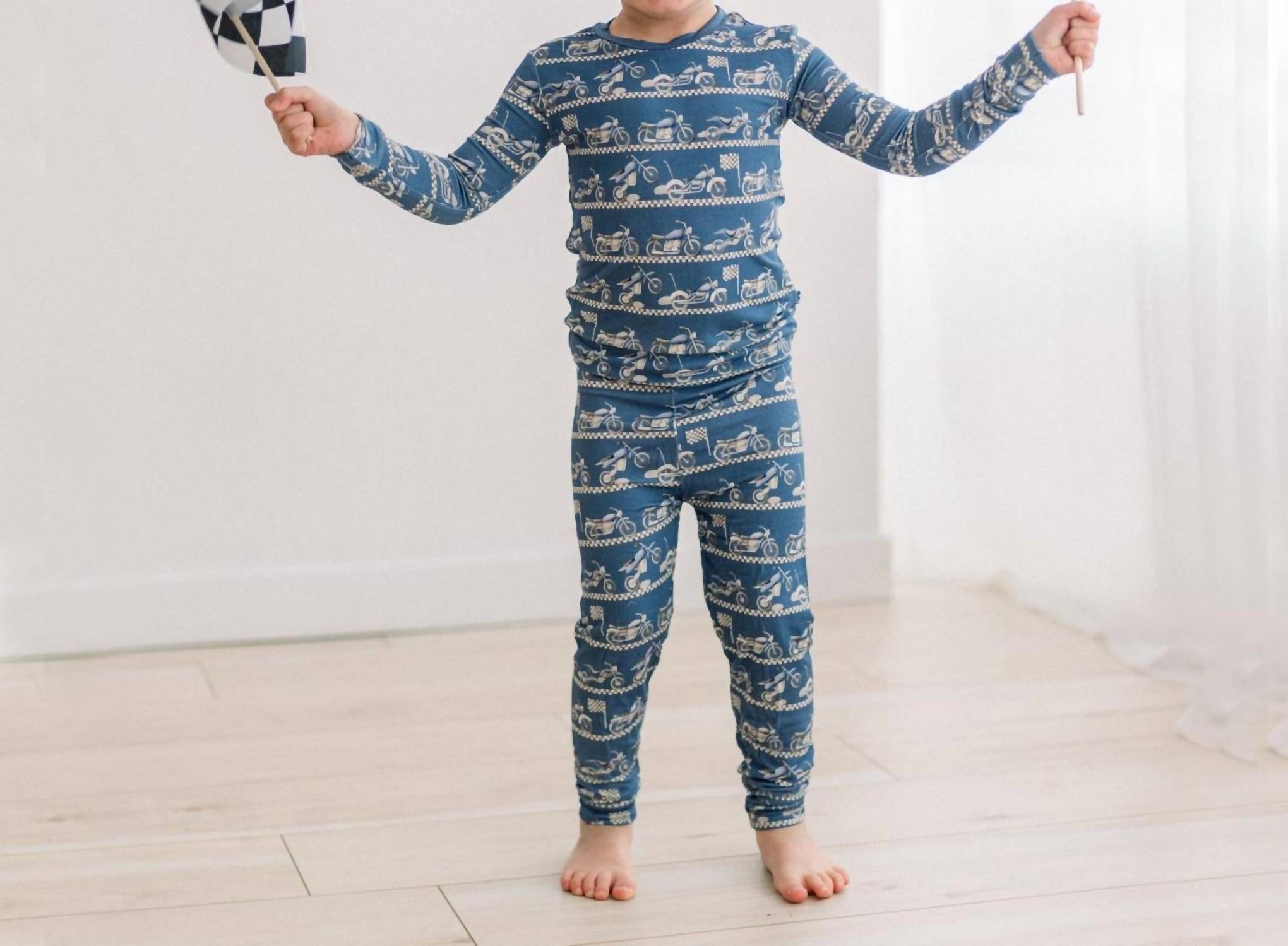 Kickee - Boy's Long Sleeve Pajama Set