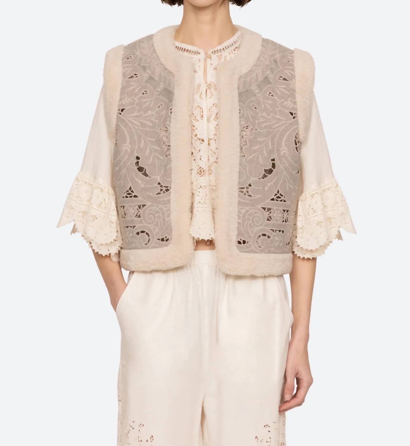 Sea - Ceci Floral Embroidery Vest