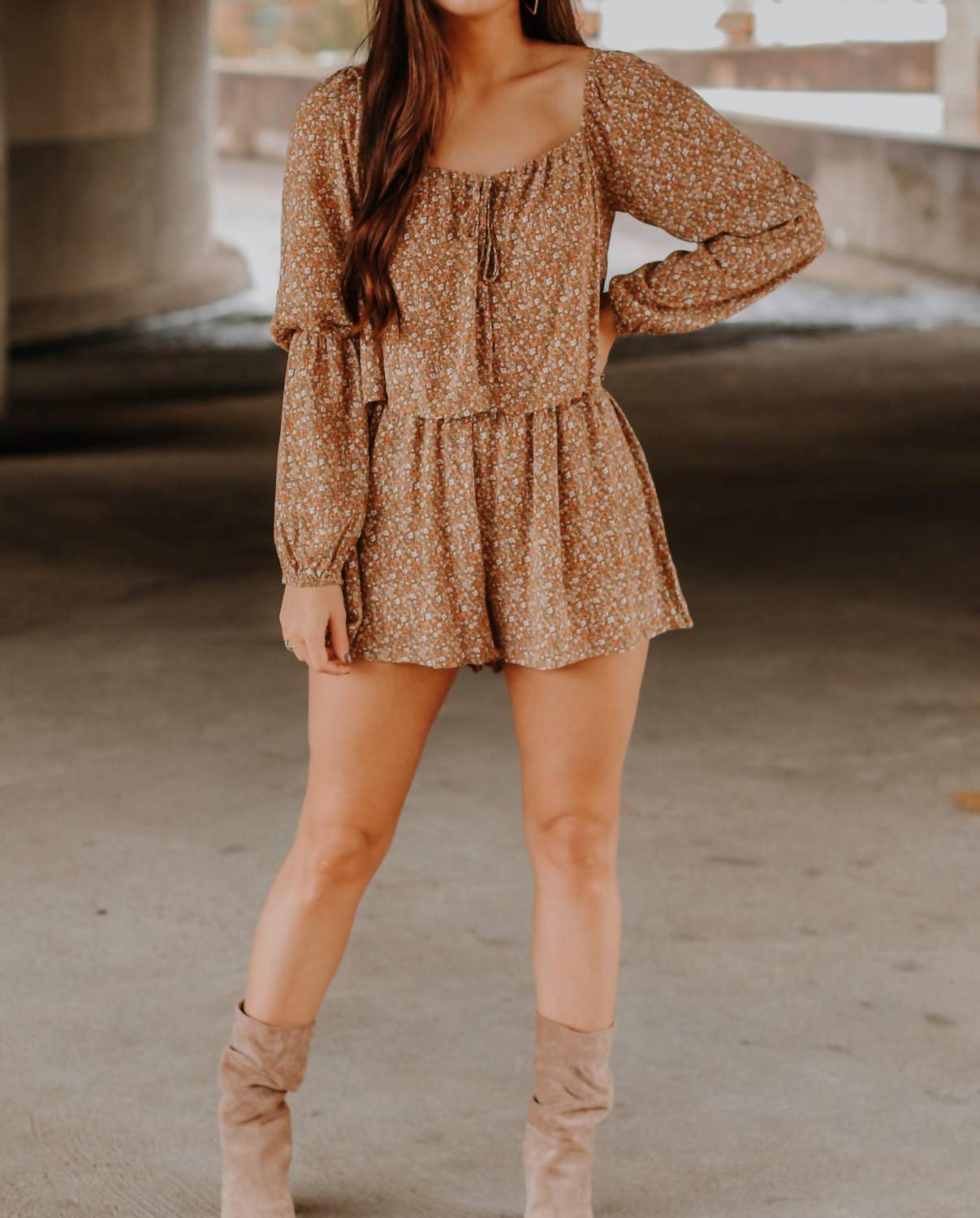 Le Lis - Read My Mind Floral Romper
