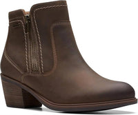 Clarks Women's Neva Zip Boot in taupe leather - women's shoe