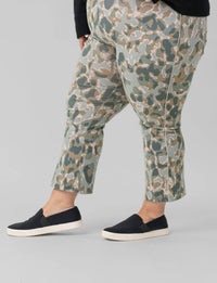 Lysse - Andi Bootcut Crop