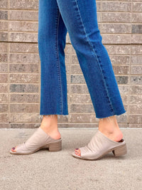 Bueno - Women's Ocean Block Heel Sandal