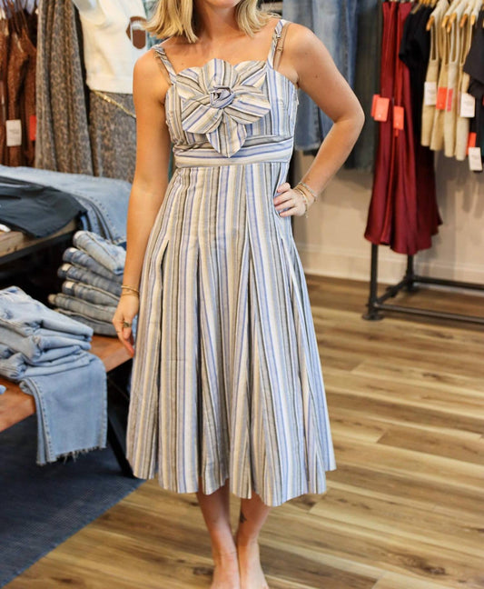 Aylaya - Hololulu Floral Detail Midi Dress