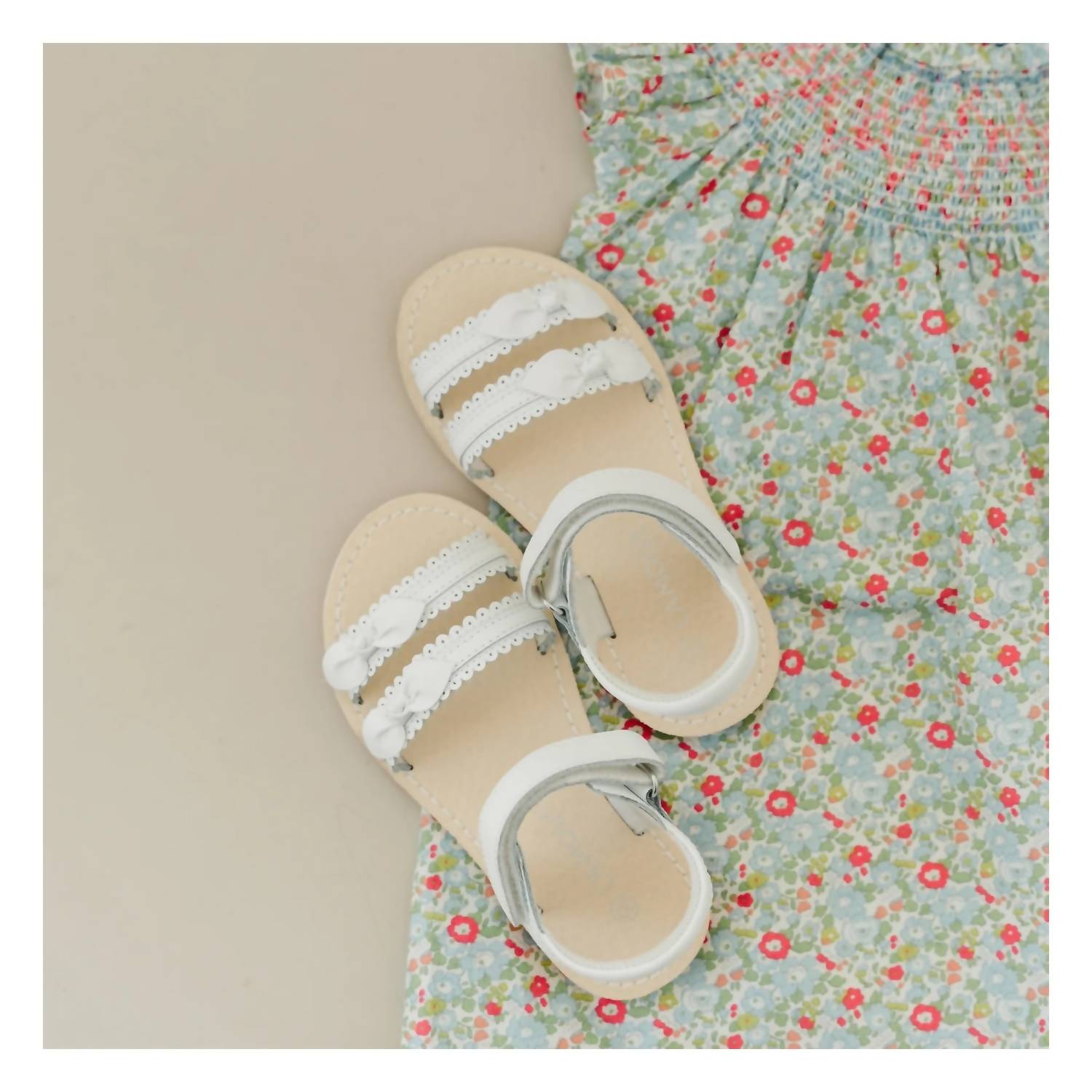 L'Amour - Girl's Josie Bow Sandals