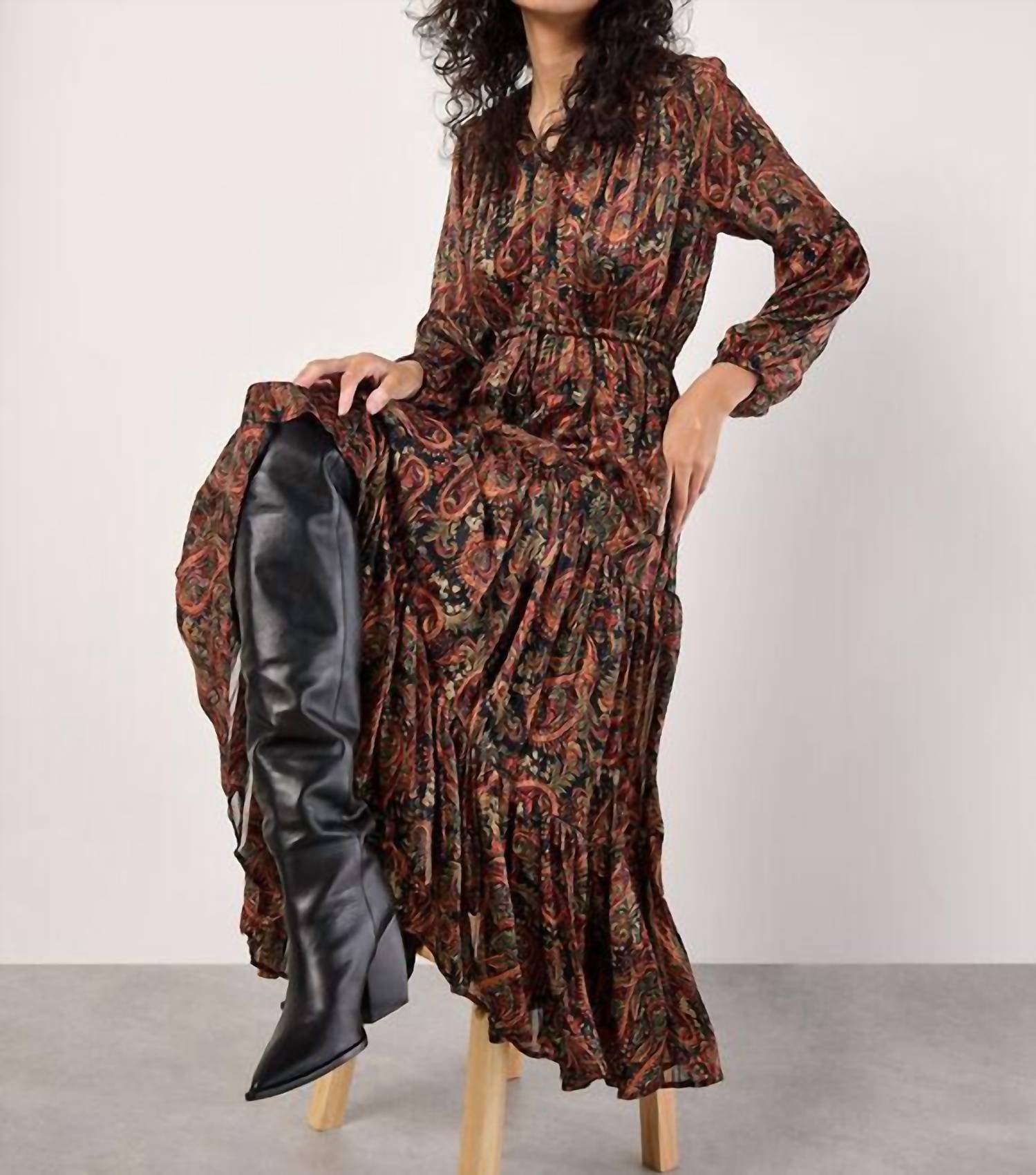 Apricot - Flowy Paisley Printed Maxi Dress