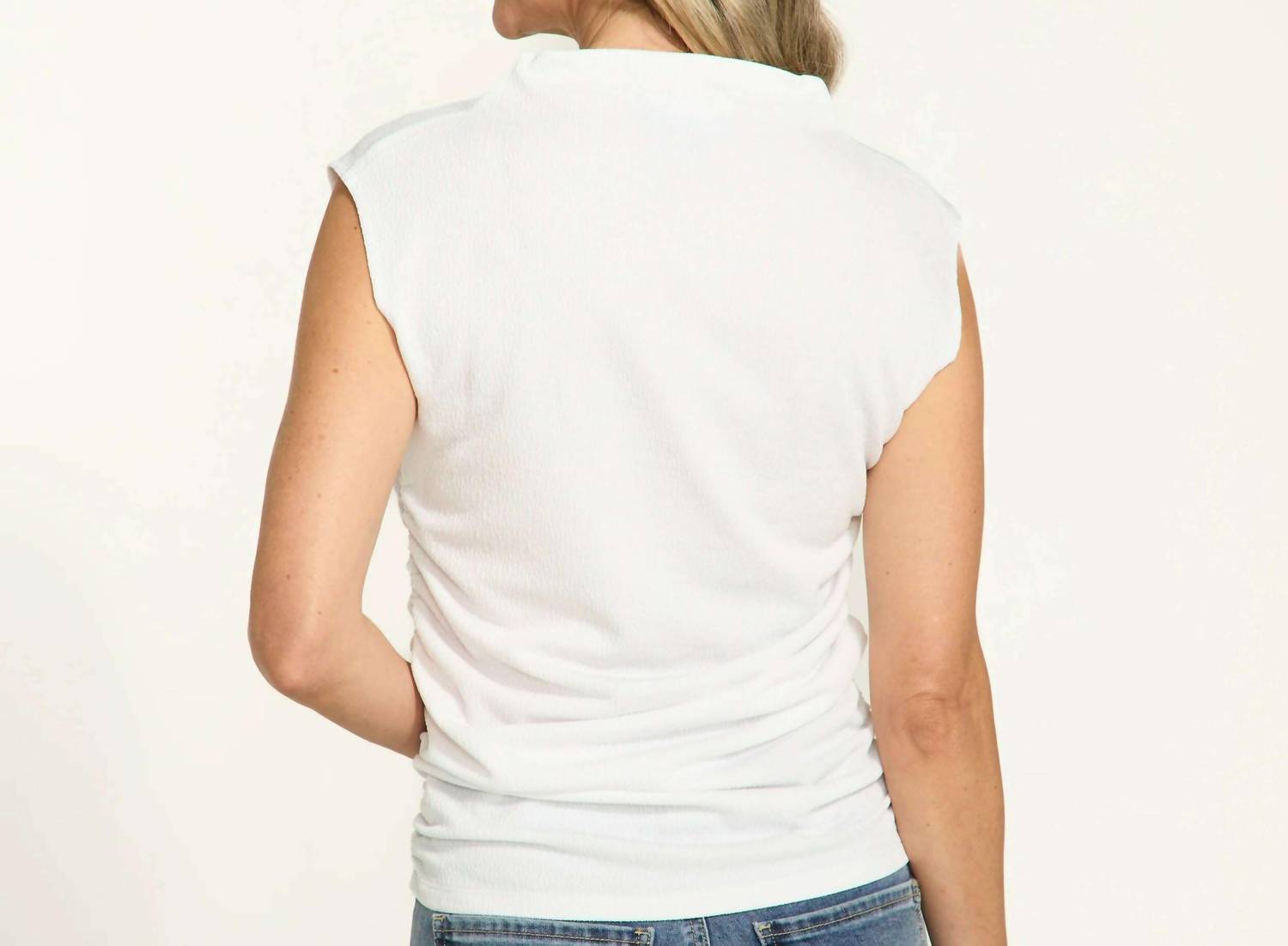 Fdj - Ruched Capped Sleeve Top