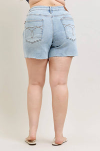 Judy Blue - Mid Rise Rigid Magic Dad Shorts