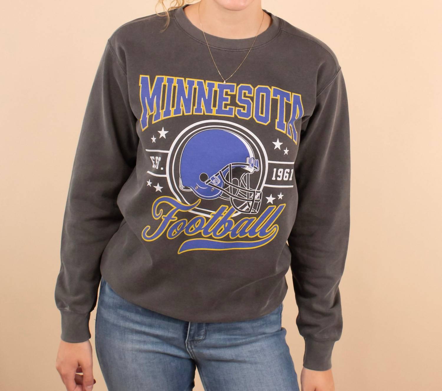 Thekingshirts - Vintage Wash Minnesota Football Crewneck Sweater