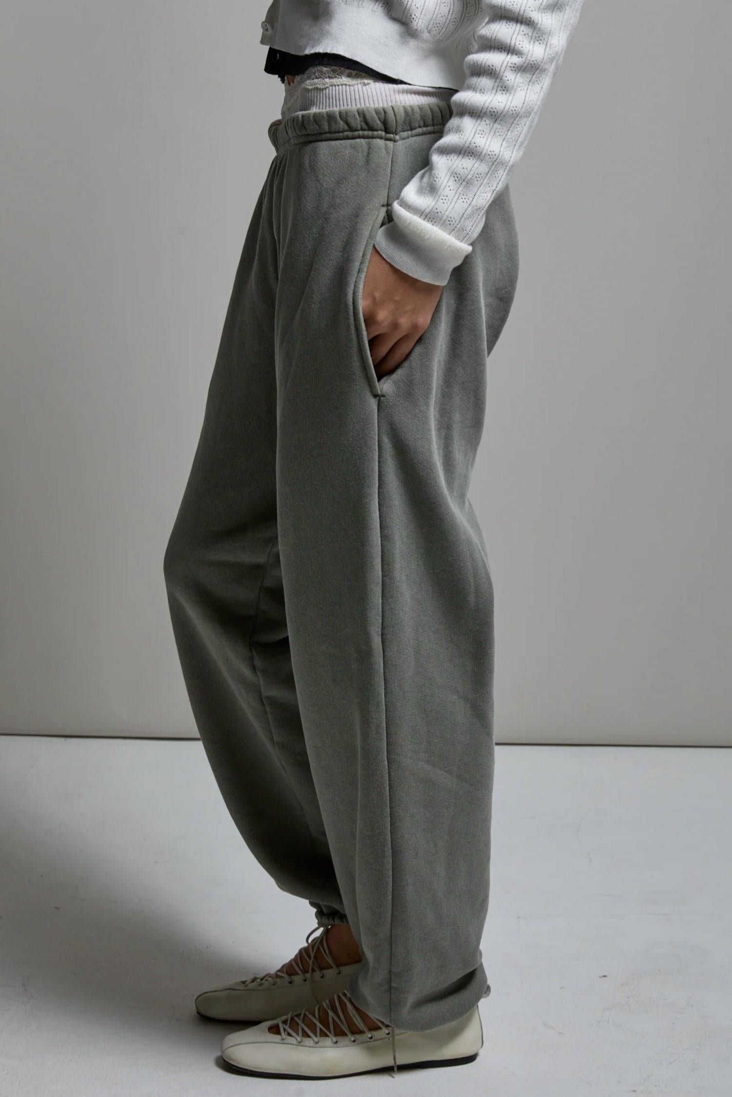 Asher Sebi Sweatpant in loden - women's pants - detail view